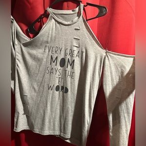 Cold Shoulder slashed top